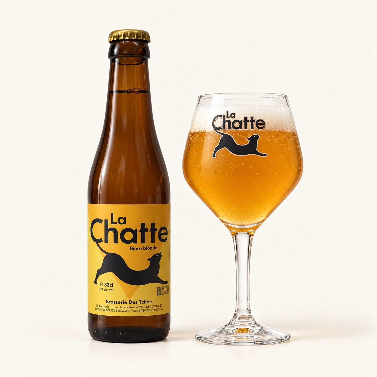 Bouteille et verre La Chatte