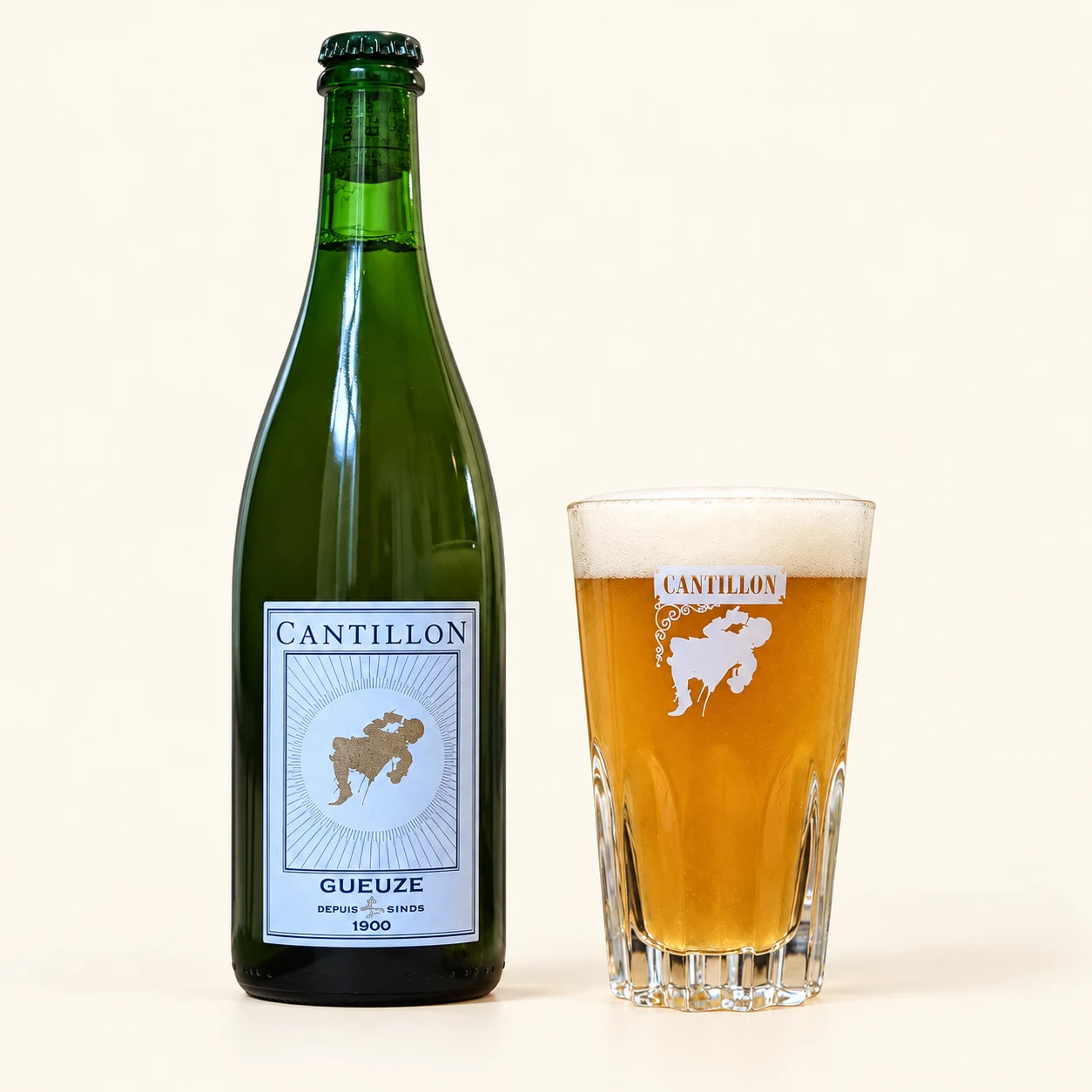Bouteille et verre Cantillon Gueuze