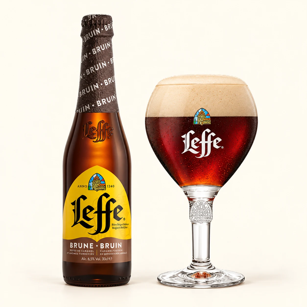 Bouteille et verre Leffe Brune