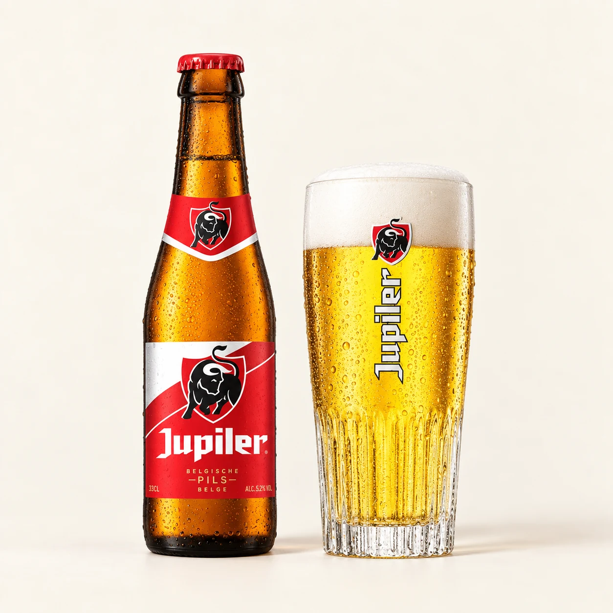 Bouteille et verre Jupiler
